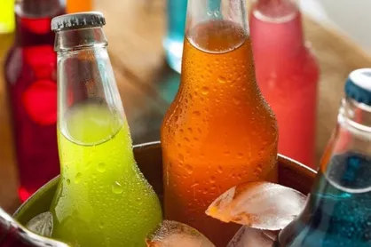 افزایش ۱۸ درصدی خطر ابتلاء به سرطان با مصرف آبمیوه&zwnj;های غیرطبیعی