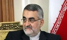 دشمن به دروغ‌پردازی عادت دارد/ از بدو انقلاب به آمریکا ممنوع‌الورود شدم