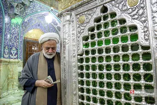  ضد عفونی کردن حرم حضرت فاطمه معصومه(س)