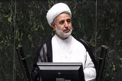 تذکر نماینده قم به دولت/ذوالنوری: عدم نظارت بر ایجاد نیروگاه&zwnj;های خورشیدی موجب فساد&zwnj;های سنگین در آینده می&zwnj;شود/نقش بانک مرکزی مقابل اضافه برداشت&zwnj;&zwnj; بانک&zwnj;ها چیست؟