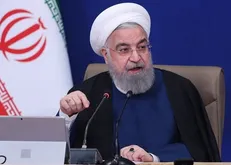 روحانی: می‌خواهیم تحریم‌ها را با بلدوزر برداریم برخی می‌گویند فرغون ببریم / در اول صف خرید واکسن بودیم، گفتند بروید ته صف