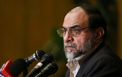 فیلم/ صحبت&zwnj;های جنجالی و انتقادی رحیم&zwnj;پور ازغدی در برنامه زنده تلویزیونی