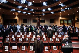 رونمایی از نمونه فرآورده واکسن کرونا «کووپارس»