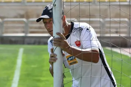 بسته شدن پنجره نقل و انتقالات پرسپولیس شاید ۳ ماه دیگر!