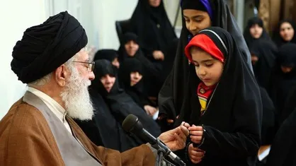 توصیه رهبرانقلاب به فرزندان شهدا: به پدران خود افتخار کنید