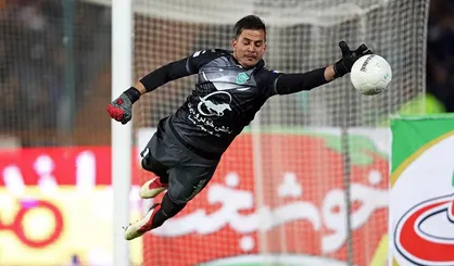 تمجید AFC از عملکرد حامد لک دروازه بان پرسپولیس