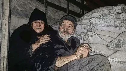کشف قاچاق پیرزن و پیرمرد در گمرک