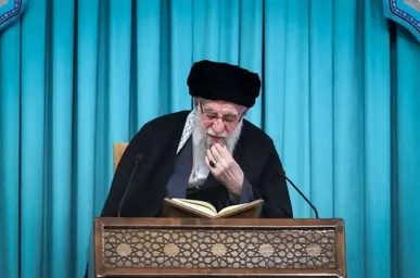 دستخط منتشر نشده رهبر شهید انقلاب در ابتدای قرآنی که ثواب تلاوت آن را به شهدای جنگ ۱۲ روزه هدیه کردند