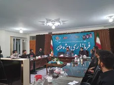 نشست مطالبه‌گری اعضای بسیج دانشجویی ملایر با فرماندار / دانشجویان پیگیر اجرای مصوبات سفر رئیس جمهور به همدان هستند