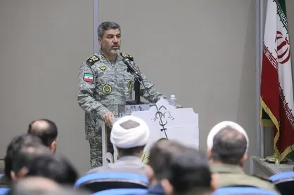 تولید علم و دانش، موجب تولید و افزایش قدرت می&zwnj;شود