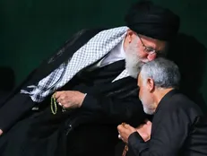 پیام مهم رهبر معظم انقلاب در پی شهادت حاج قاسم سلیمانی / انتقام سختی در انتظار جنایتکاران است