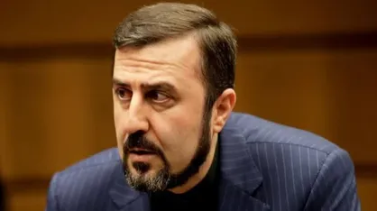 غریب آبادی: دشمن اگر دست به اقدام بزند، با راهبردهای پیش&zwnj;دستانه و پیشگیرانه نیروهای مسلح ما فلج خواهد شد + فیلم