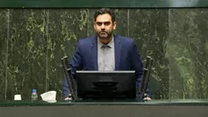ثابتی: آمریکا در سند امنیت ملی ایران را رقیب خود می‌داند / تاسیس بانک‌های خصوصی تصمیم غلطی بود+فیلم