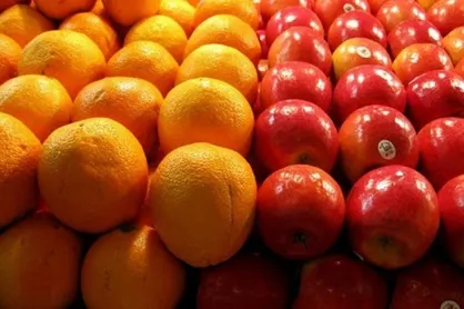 پیشنهاد فروش سیب و پرتقال ۳۰درصد زیر قیمت بازار/ تصمیم ستاد تنظیم بازار برای واردات ۱۰۰ هزار تن سیب زمینی