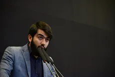 شریفی: آرایش جنگی دولتمردان متناسب با جنگ اقتصادی نیست / ضرورت تفکیک ریاست ۲ شورای عالی کشور از ریاست جمهوری