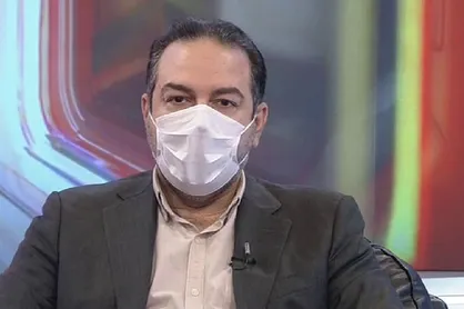 همه افراد ۴۲ سال به بالا می&zwnj;توانند در salamat.gov.ir زمان و محل دریافت واکسن را انتخاب کنند / تکذیب واکسیناسیون در سنین مختلف