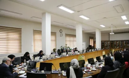 رئیس دانشگاه تهران: مطالعات تطبیقی راهکار تعیین برخی هنجار&zwnj;های دانشگاهی است/ مشکلات انباشته&zwnj;شده از گذشته، دانشگاه را با چالش مواجه کرده است