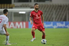 نوراللهی کاپیتان پرسپولیس مقابل گوا