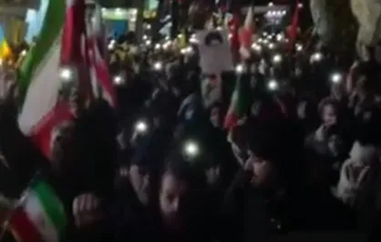 هم اکنون اجتماع و راهپیمایی بزرگ مردم کرج از میدان اسبی و میدان طالقانی به سمت آزادگان