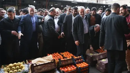 بازدید رئیس جمهور از میدان میوه و تره&zwnj;بار قدیم شهریار