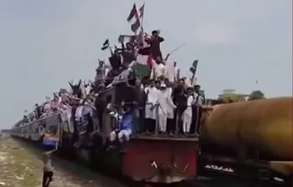 اجتماع میلیونی مردم بنگلادش در حمایت از غزه و ابراز انزجار از رژیم کودک کش صهیونیستی