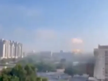 تصویری که از موج انفجار پس از برخورد موشک&zwnj;های ایرانی به تل آویو اشغالی توسط کاربران فضای مجازی بهت آور توصیف شده