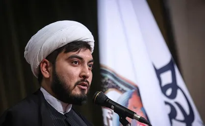 حسین مودب غزلی از حضرت علی اصغر (ع) بازنشر داد و از شهید دوماهه تهران &laquo;رایان قاسمیان&raquo; نوشت