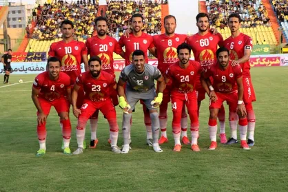 بازیکنان نفت باز هم اعتصاب کردند