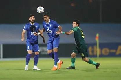 دو استقلالی در خطر از دست دادن دربی