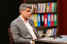 صحبت‌های روحانی درباره اصول قانون اساسی منطقی نیست / چرا رئیس‌جمهور مقصر مشکلات را تغییر داد؟