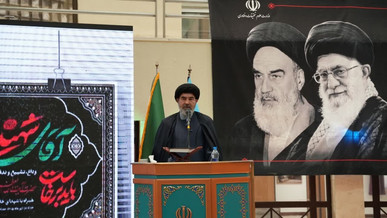 امام شهید، فقیهی جامع‌الاطراف و پیشگام در حل معضلات نظام بودند