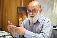 چمران: انجام انتصابات شهرداری در شورای شهر بر خلاف قوانین است