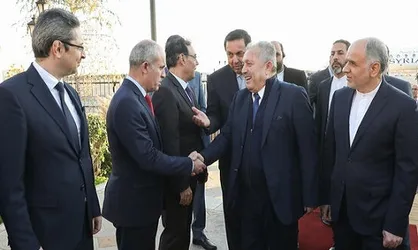 نخست وزیر سوریه وارد تهران شد