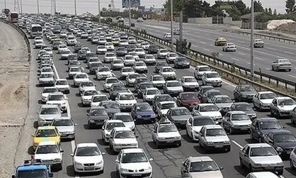 کاهش ۱۱ درصدی سفرهای برون شهری/ ترافیک ورود به تهران سنگین است