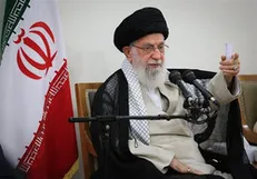 رهبرانقلاب: دولت از برخی کشورها واکسن خریده بود و بهای آنها را نیز پرداخت کرده بود اما بد عهدی کردند و ندادند بعد از اینکه واکسن داخلی وارد بازار شد این موضوع حل شد