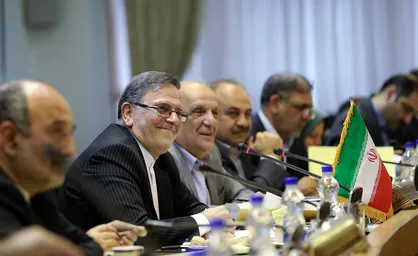 دلار آمریکا ۳ نرخی شد!/ چرا بانک مرکزی با وجود حمایت مردم و رسانه&zwnj;ها از مدیریت بازار ارز ناتوان است؟