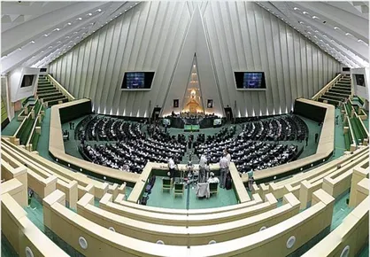 اعلام اسامی تاخیرکنندگان آغاز جلسه علنی امروز مجلس