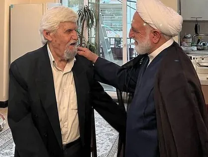 خاطره عنایت بخشی از سریال امام علی(ع) / دیدار حجت&zwnj;&zwj;الاسلام&zwnj;والمسلمین محسنی اژه&zwnj;ای با عنایت&zwnj;الله بخشی