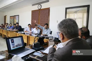 نشست رئیس جهاد دانشگاهی با دانشجویان فنی دانشگاه تهران