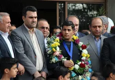 استقبال از «الفتی» ژیمناست تاریخ‌ساز ایرانی در گرگان+تصویر