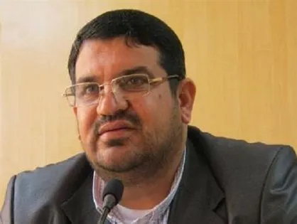 رئیس کل بانک مرکزی ۱۱ بدهکار کلان بانکی را معرفی کند