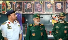 استقبال فرمانده نیروی دریایی امارات از ناوگروه ایران