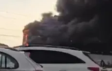 آتش‌سوزی یک مجتمع تجاری در فاز ۴ اندیشه