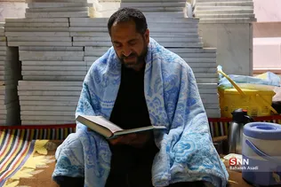 احیای شب ۲۱ در آستان امامزاده صالح (ع)