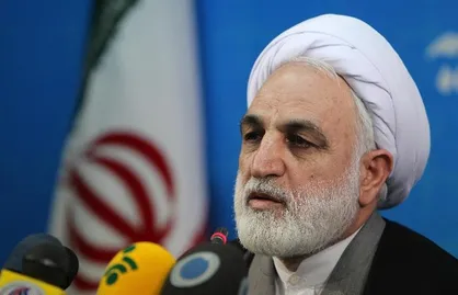 مرتضوی احضار شد، نیامد؛ به همین دلیل بازداشت شد/ تمرد از دستور پلیس جرم است