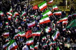 اجتماع مردم شیراز برای بیعت با آیت‌الله سید مجتبی خامنه‌ای