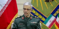 سرلشکر باقری: دستاورد‌های چشمگیری در دفاع مقدس حاصل شد