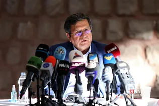 نشست فعالان فضای مجازی و نخبگان با عبدالناصر همتی