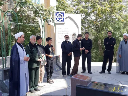 تجمع دانشجویان همدانی در اعتراض به هتک حرمت شهید همدانی / دانشجویان خواستار برخورد جدی با فتنه&zwnj;گران شدند