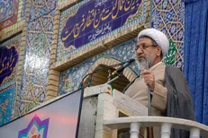 امام جمعه کرمان خواستار برخورد قاطع دولت با گرانی‌ها شد / فتح خرمشهر یکی از افتخارات بزرگ بود